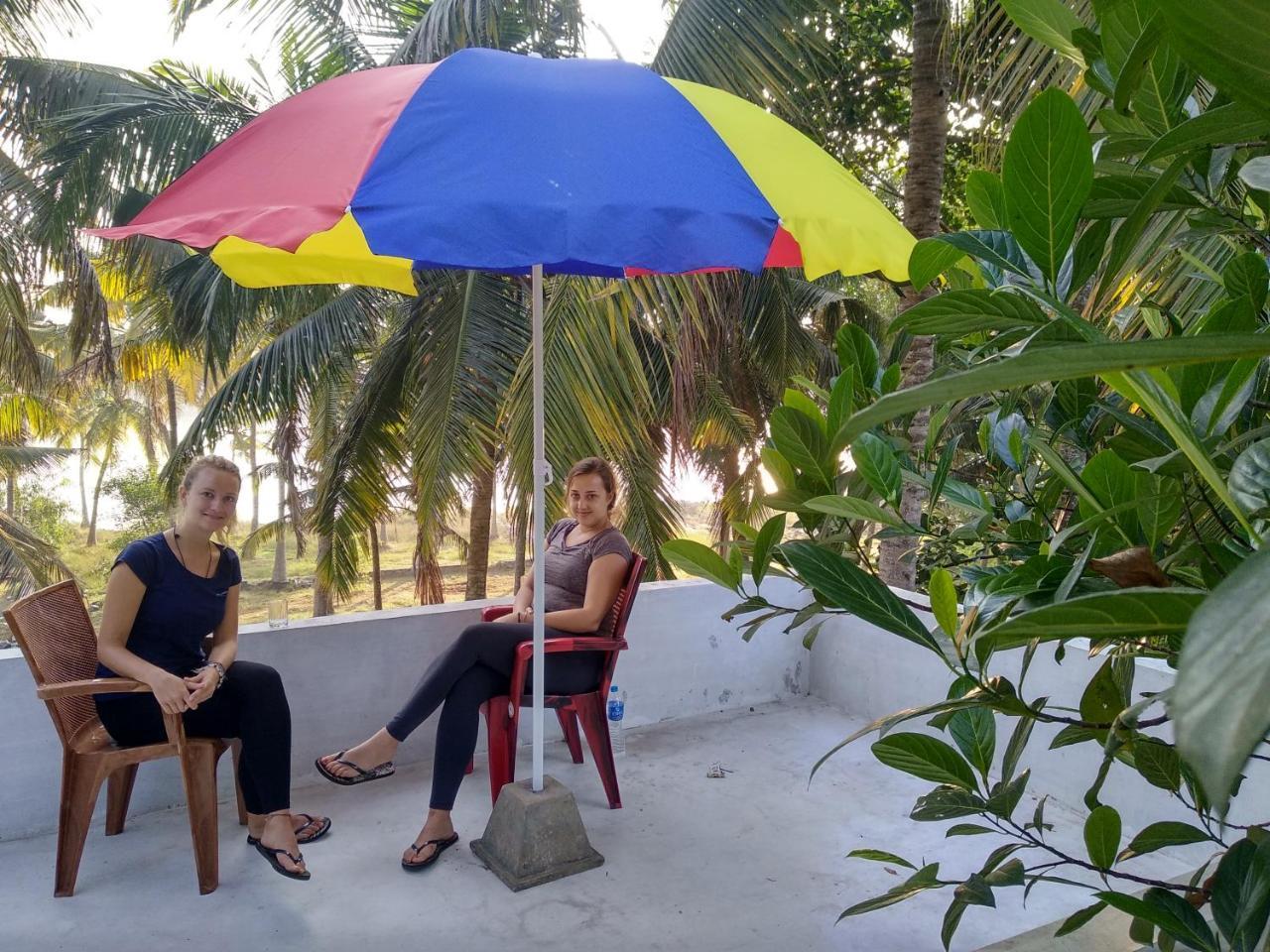 Blue Birds Homestay Cherai Beach Bagian luar foto