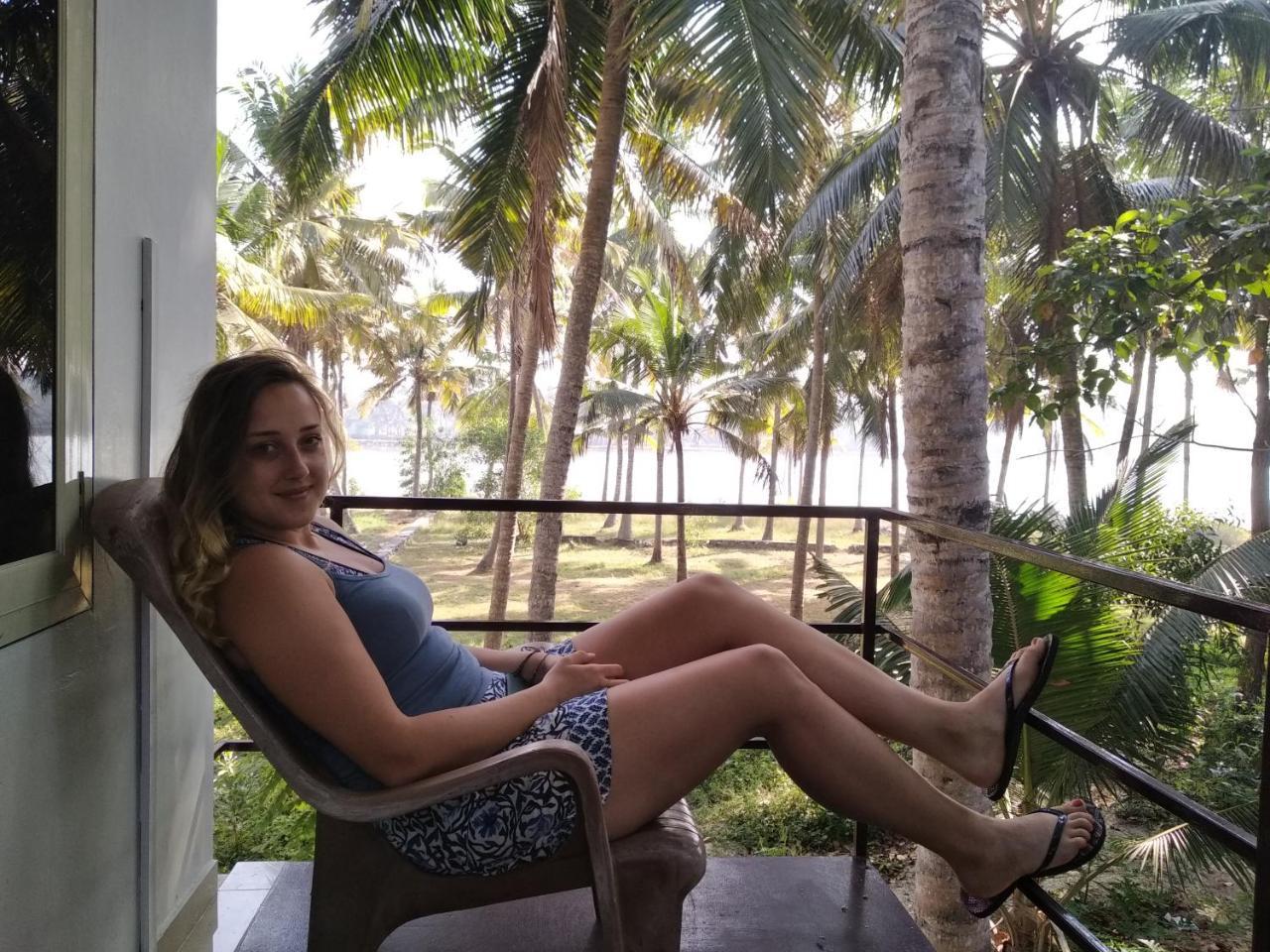 Blue Birds Homestay Cherai Beach Bagian luar foto