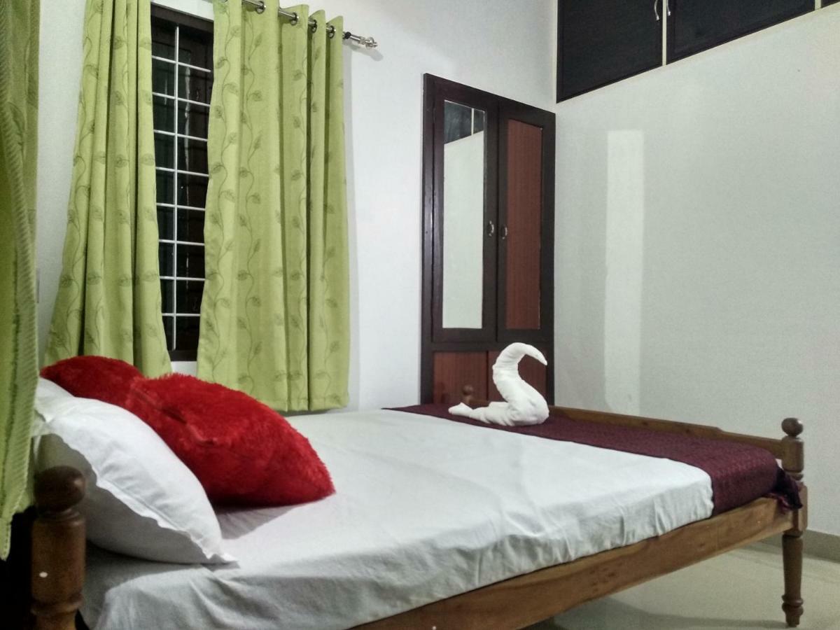 Blue Birds Homestay Cherai Beach Bagian luar foto
