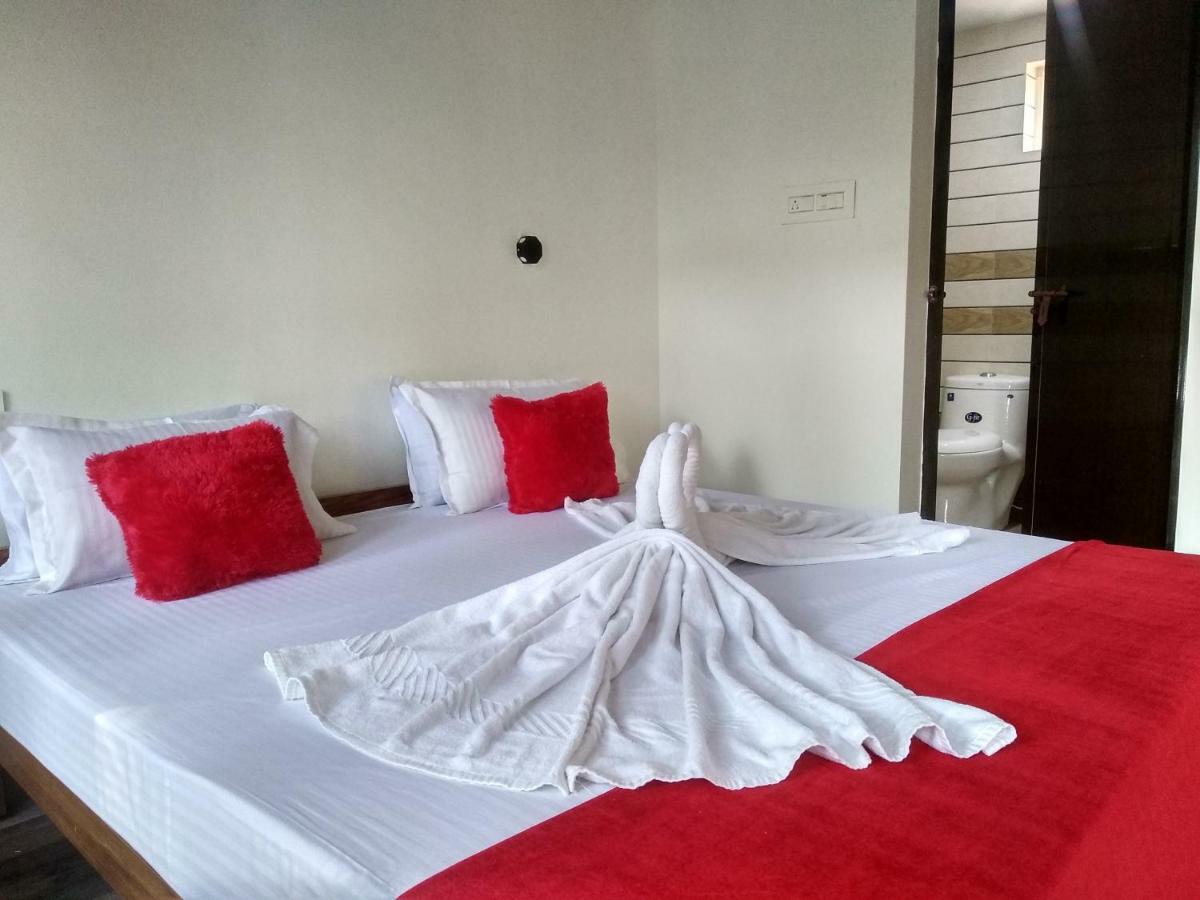Blue Birds Homestay Cherai Beach Bagian luar foto