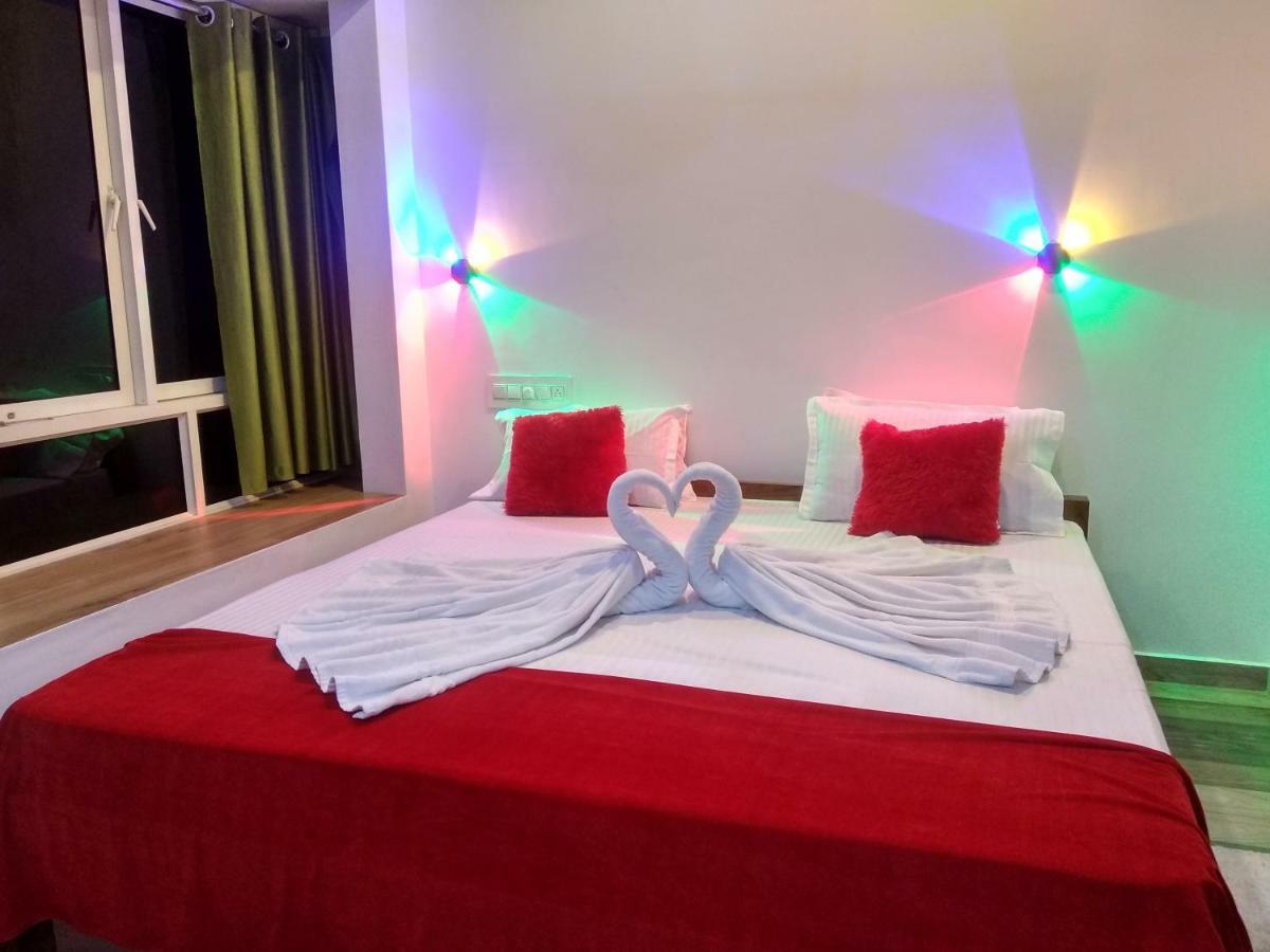 Blue Birds Homestay Cherai Beach Bagian luar foto